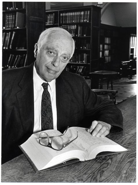 Πέθανε ο κορυφαίος βρετανοαμερικανός ισλαμολόγος Μπέρναρντ Λιούις