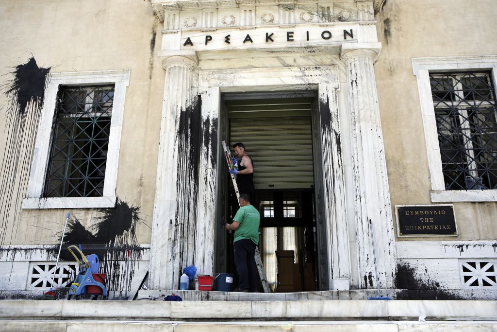 Καταδίκασε την επίθεση κατά του ΣτΕ ο Κοντονής