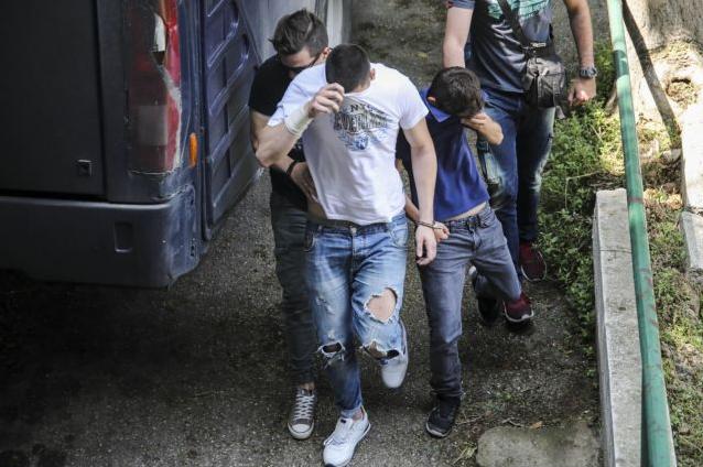 Eνοχοι οι δράστες κατά Μπουτάρη – Ζήτησε κλαίγοντας συγγνώμη ο 20χρονος