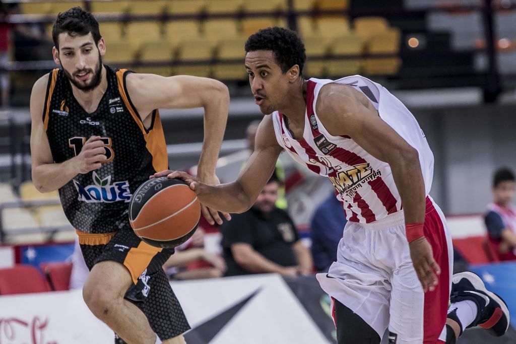 Πλέι-οφ μπάσκετ: Εύκολο προβάδισμα για τον Ολυμπιακό