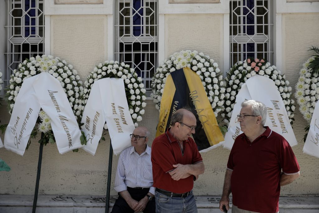 Το τελευταίο αντίο στον Χάρρυ Κλυνν (φωτογραφίες)