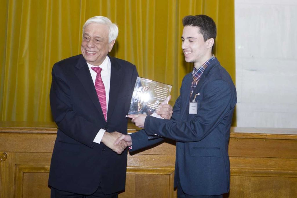 Συμβουλές από… «Πρώτο» χέρι για τις Πανελλαδικές