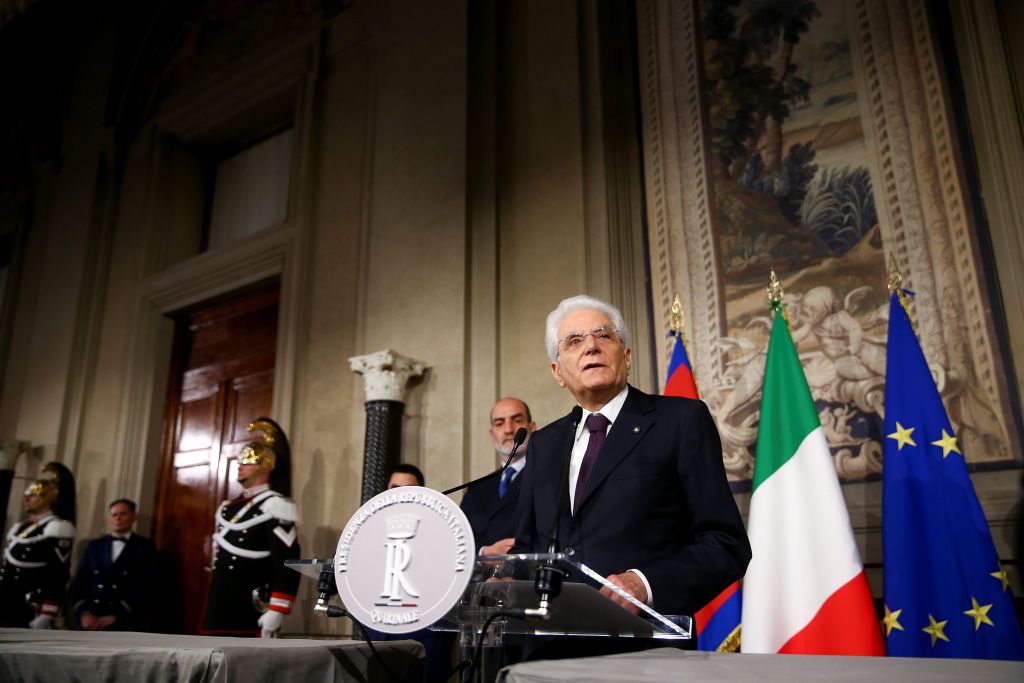 Ιταλία: Κυβέρνηση τεχνοκρατών μετά το προεδρικό μπλόκο