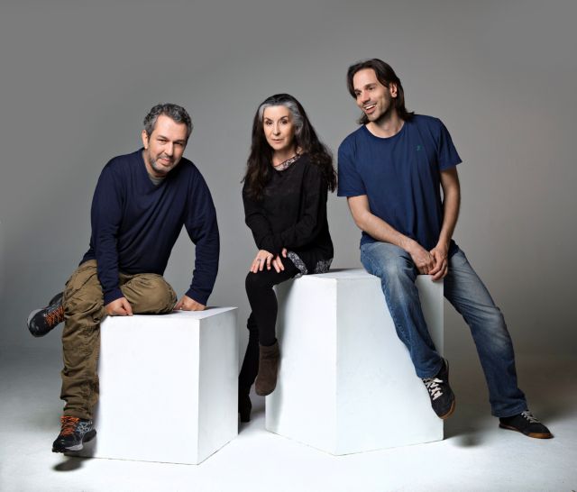 Η μεταπολεμική Ελλάδα μέσα από δύο μονολόγους