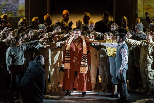 «Ναμπούκο» με χάπι εντ