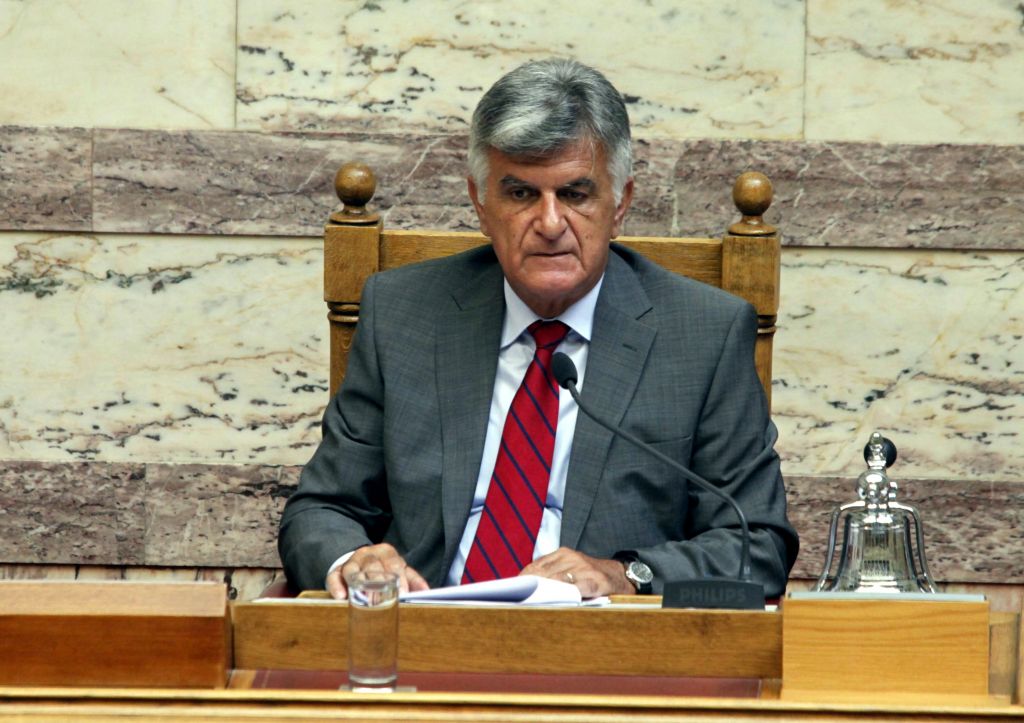 Επεισόδιο μεταξύ αστυνομικών και του πρώην υπουργού Φίλιππου Πετσάλνικου