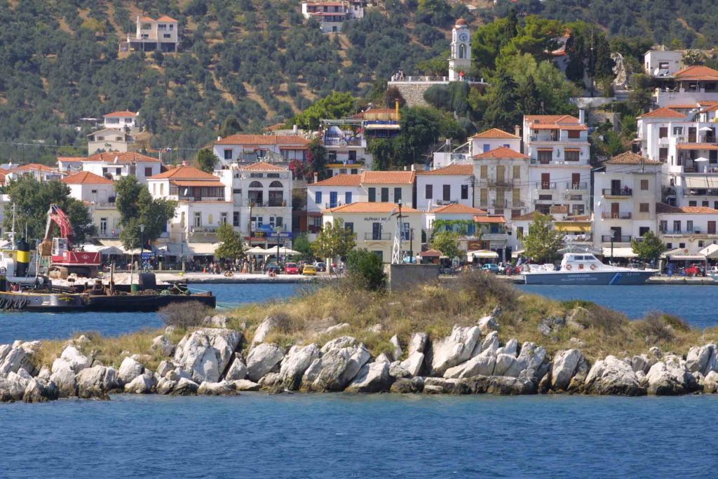 Σκιάθος: Θέλησε να καταγράψει την απογείωση αεροσκάφους και… απογειώθηκε ο ίδιος (βίντεο)