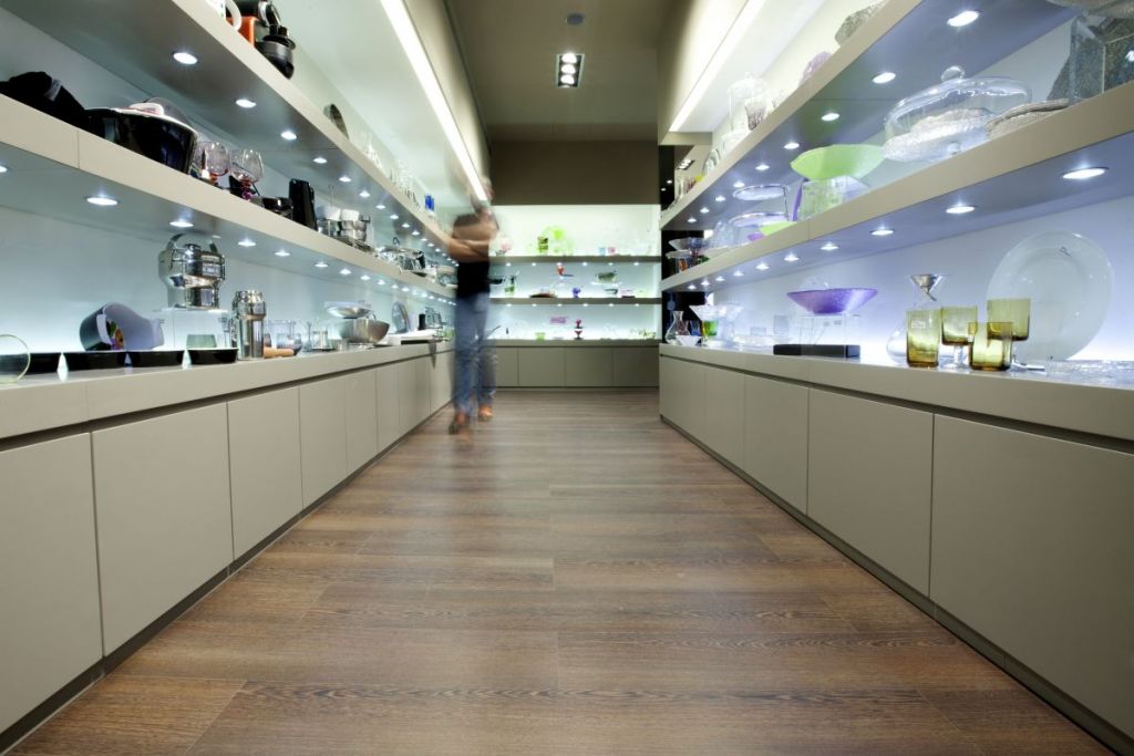 Αποζημίωση 4,8 εκατ. ευρώ διεκδικεί με αγωγή η Kosta Boda