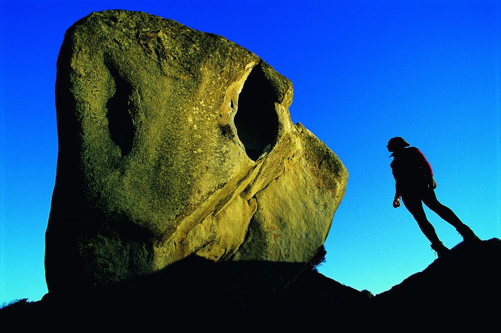 «Τρέχουν» για να αναδείξουν τις ομορφιές της Τήνου