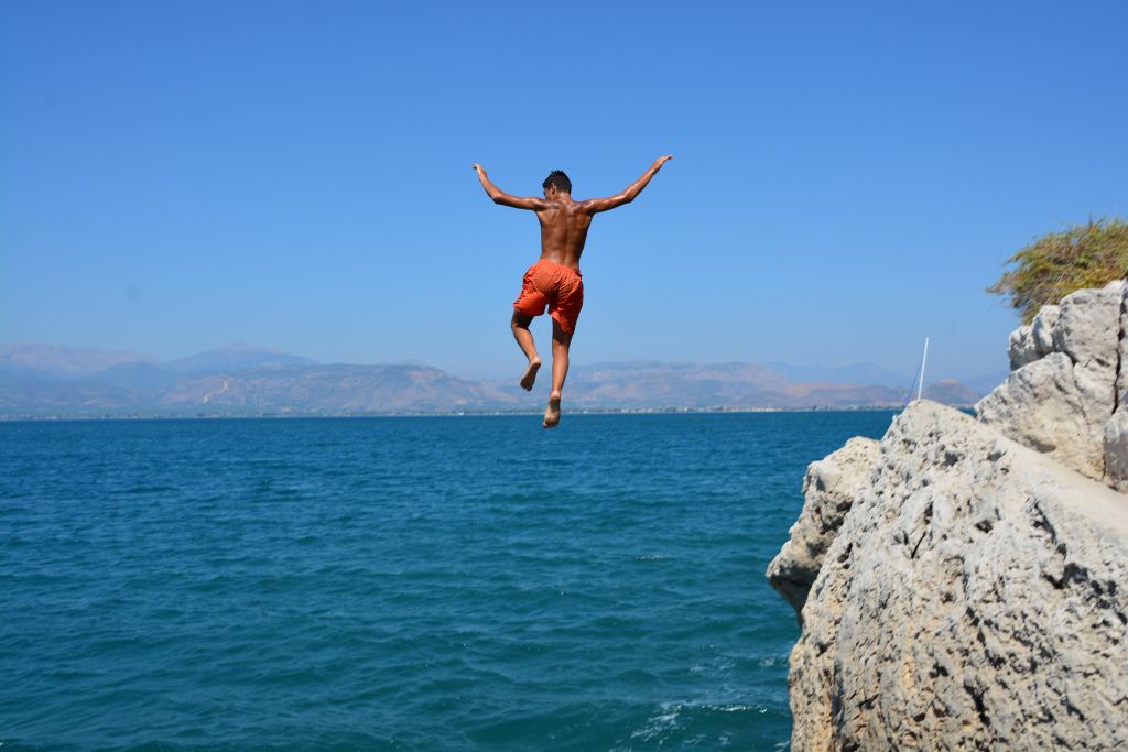 Πώς να αντιμετωπίσετε τον καύσωνα