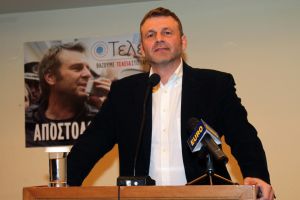 Αγρότης για Γκλέτσο: Με είπε κλέφτη και γίδι και μου έριξε δύο γροθιές