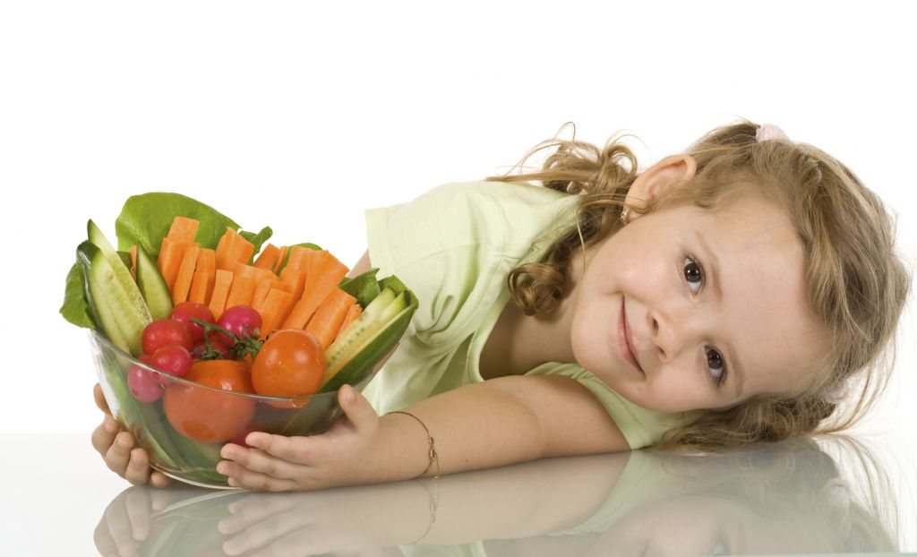 Πως θα δελεάσετε τα παιδιά σας να καταναλώσουν λαχανικά και φρούτα