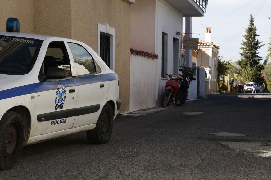 Σύλληψη Αλβανών για σωρεία διαρρήξεων σε σπίτια