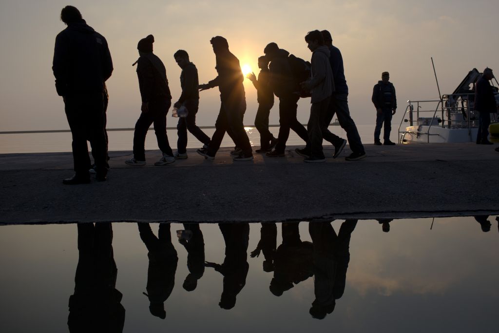 Πρόσφυγας προσπάθησε να φύγει από τη Λέσβο κρυμμένος σε βαλίτσα