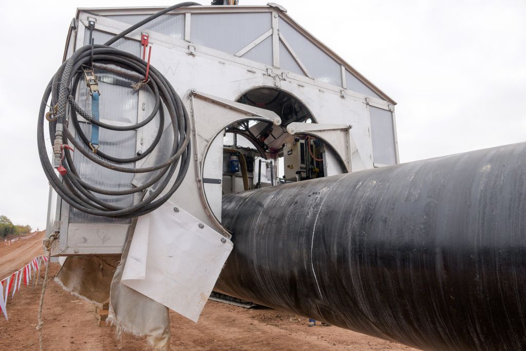 Επεσαν υπογραφές για τον αγωγό φυσικού αερίου Ελλάδας – Βουλγαρίας