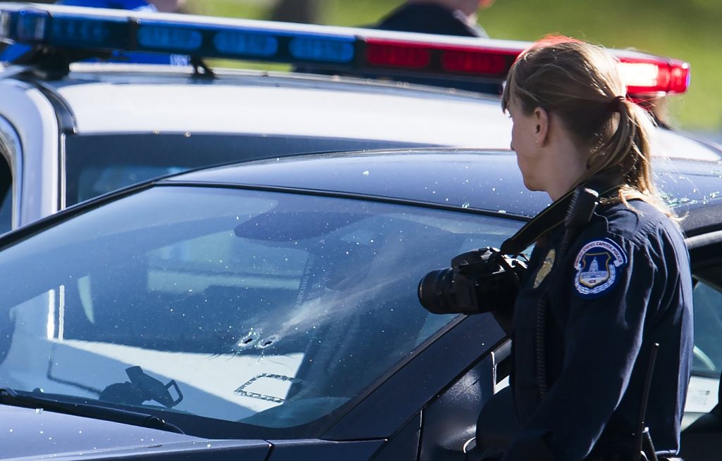 Πήγε να παραδώσει μία πίτσα και τώρα κινδυνεύει με απέλαση