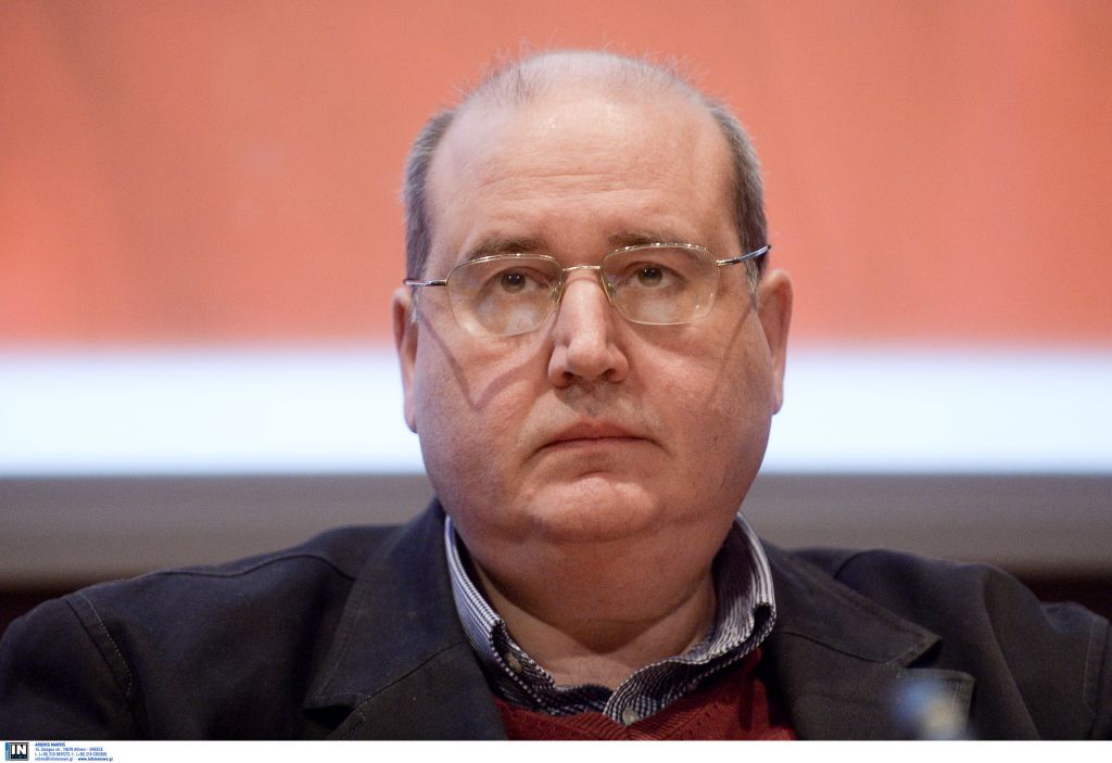 Φίλης καλεί την κυβέρνηση να μην περικοπούν περαιτέρω οι συντάξεις