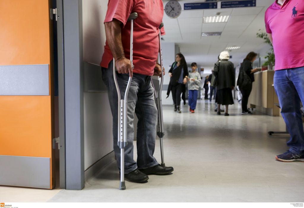 Ιατροί-οπλίτες σε κέντρα Υγείας άγονων περιοχών