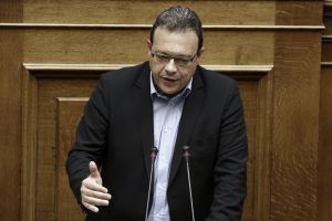 Φάμελλος: Η ΝΔ κινδυνεύει να συναντηθεί με τη ΧΑ