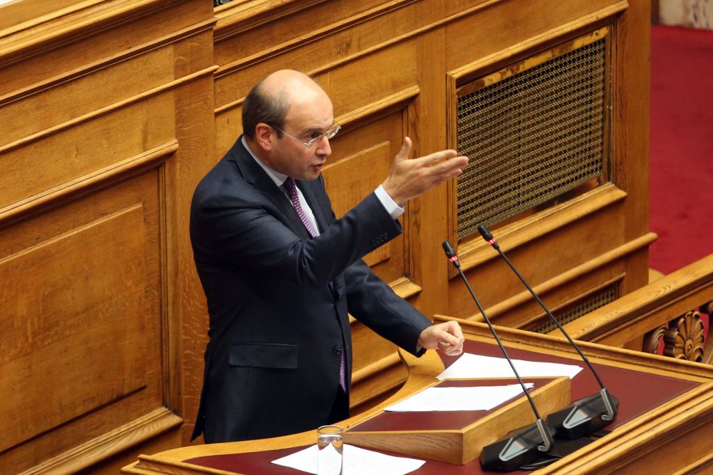 Χατζηδάκης: Σκοταδισμός το νομοσχέδιο για την εκπαίδευση