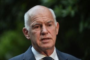 Παπανδρέου: Επικίνδυνη η διαίρεση σε πατριώτες και μειοδότες