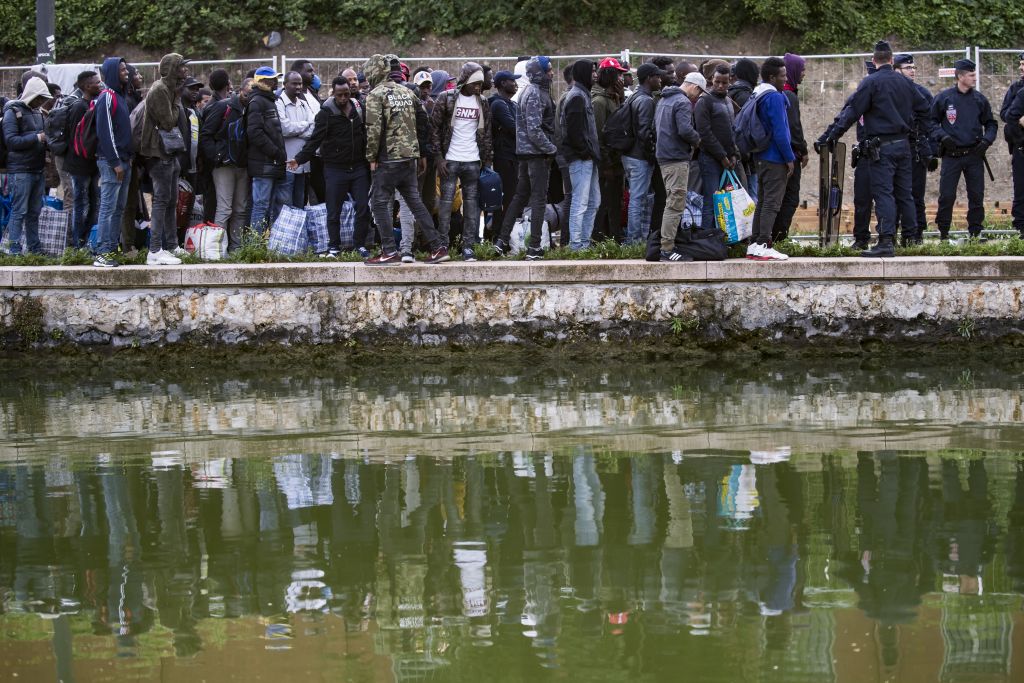 Λαμβάνουν μέτρα για τον βαλκανικό προσφυγικό διάδρομο
