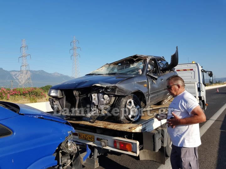 Τρομερό τροχαίο, χωρίς νεκρούς στη Λαμία