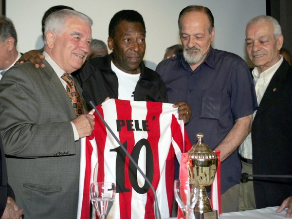 Πέθανε ένας «θρύλος» των γηπέδων, ο Κώστας Πολυχρονίου