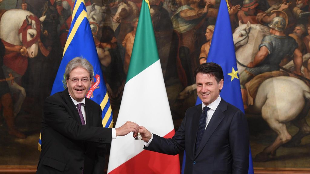 Γιούνκερ: Θα στηρίξουμε τα μεταρρυθμιστικά σχέδια της Ιταλίας