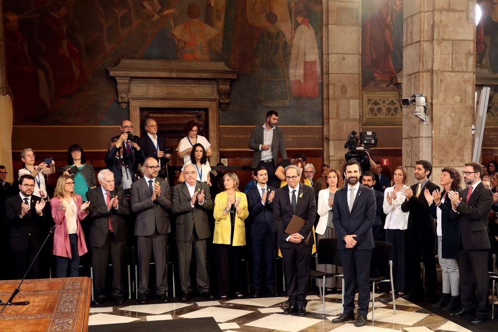 Ορκίστηκε η κυβέρνηση της Καταλωνίας με δεσμεύσεις για ανεξαρτησία