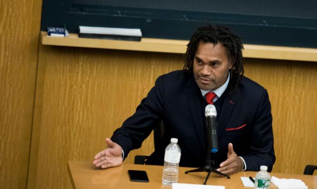 Ταξίδι ζωής με οδηγό μια μπάλα