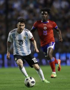 Θέλει τον θρόνο του Ντιέγκο