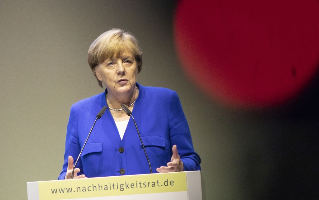 Επιφυλακτικές οι Βρυξέλλες στις προτάσεις Μέρκελ για την ευρωζώνη