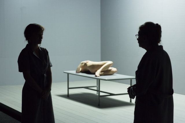 Μονοτονία παρά την καταιγίδα