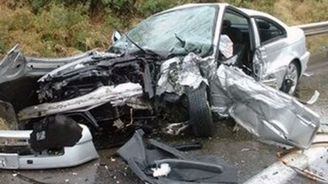 Νεκρή γυναίκα σε σοβαρό τροχαίο