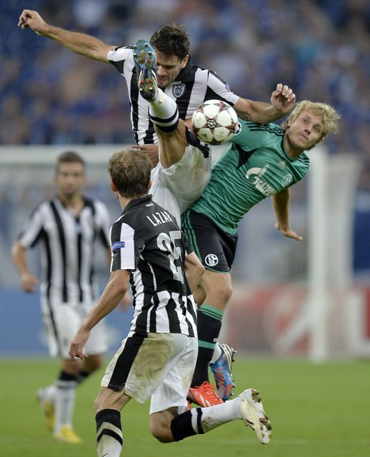 Παρακαλώ περιμένετε