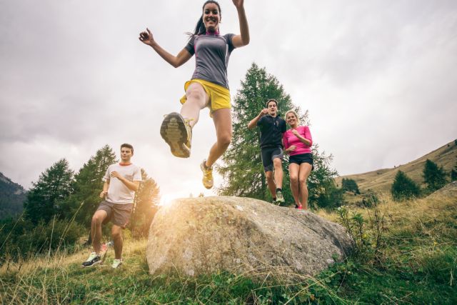 Γράψε χιλιόμετρα για να μην ξεχνάς λέξεις…