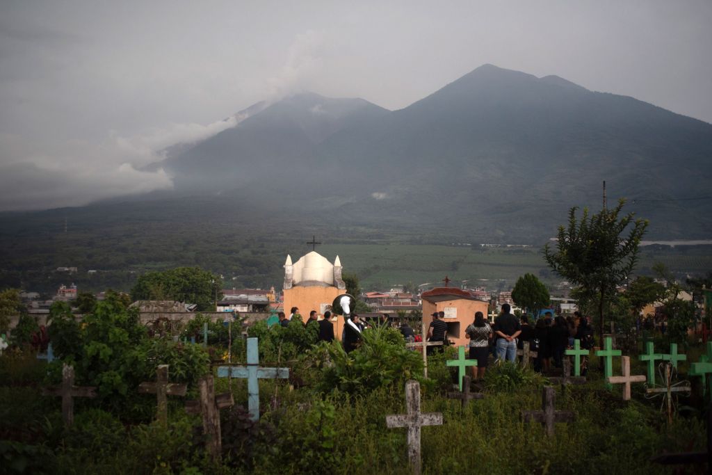 Γουατεμάλα: 73 νεκροί από το ηφαίστειο «Φουέγο» και 200 αγνοούμενοι