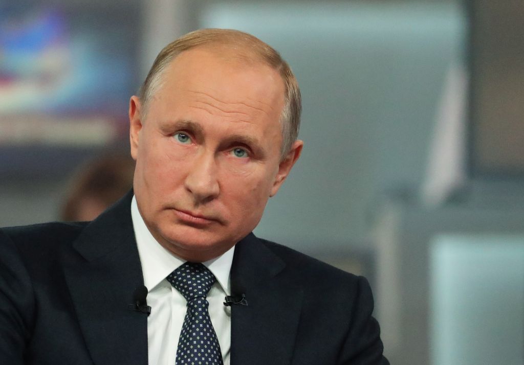 «Δεν κουράστηκα ακόμη, τον διάδοχό μου θα τον ορίσει ο λαός» είπε ο Πούτιν
