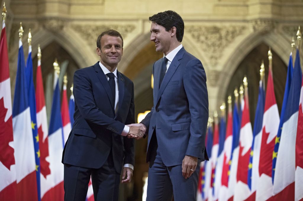 Μόνος απέναντι σε όλους στη G7 ο Τραμπ