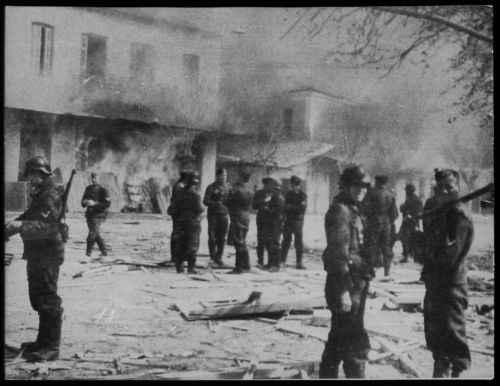 Οταν ο Ρούζβελτ τίμησε τα θύματα της σφαγής του Διστόμου