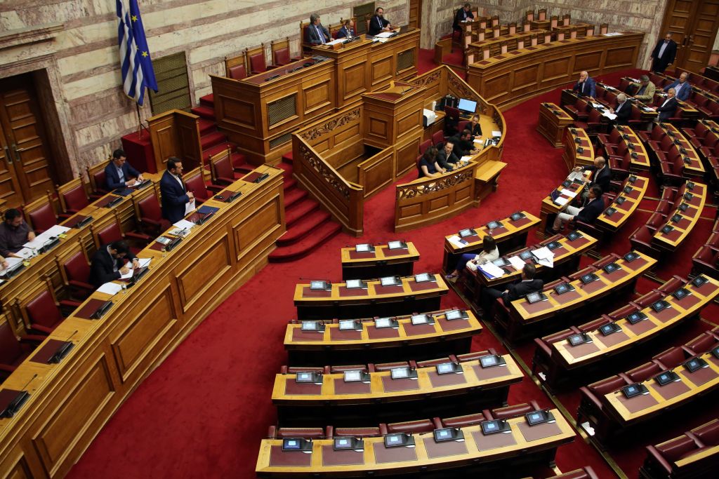 Συγχαρητήρια του πολιτικού κόσμου στην ομάδα πόλο του Ολυμπιακού