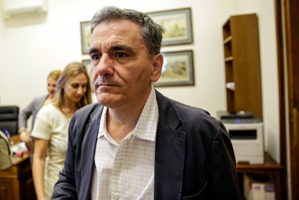 Τσακαλώτος: Υπό ενισχυμένη παρακολούθηση μετά το μνημόνιο