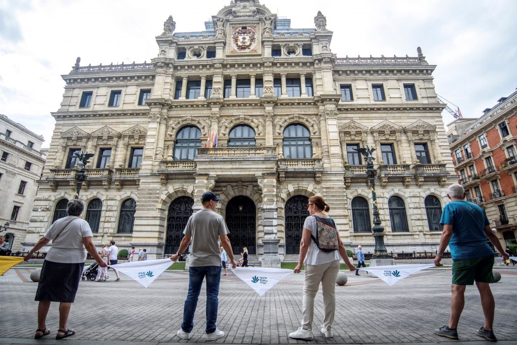 Χώρα των Βάσκων: Ανθρώπινη αλυσίδα μήκους 202 χιλιομέτρων