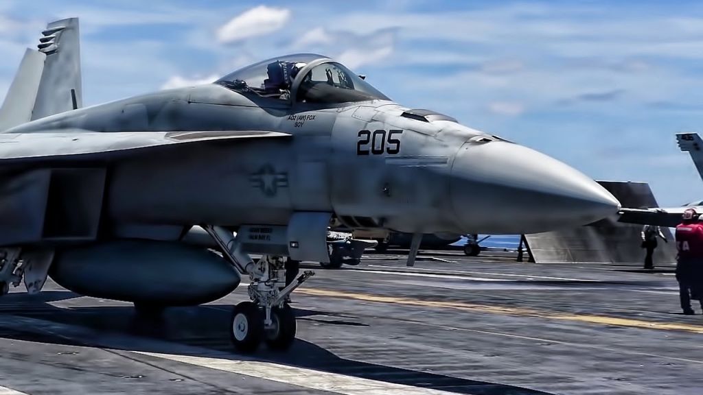 Συνετρίβη αμερικανικό αεροσκάφος, διασώθηκε ο πιλότος