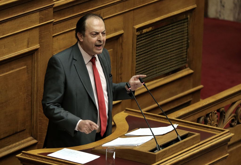 Independent Greeks MP resigns party after grass roots pressure on FYROM