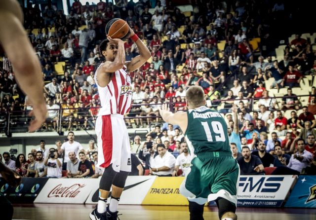 Απάντησε με την επίθεση στο Φάληρο