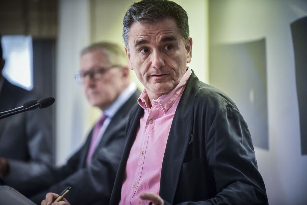 Bloomberg: Τα μέτρα και η διαδικασία ελάφρυνσης του ελληνικού χρέους