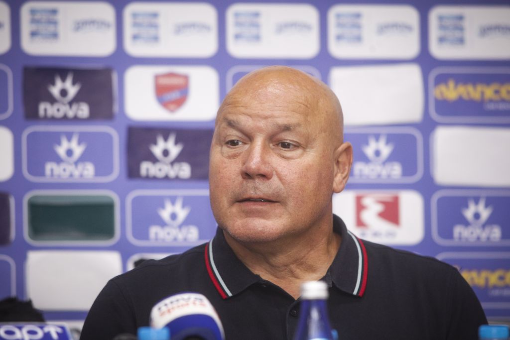 Ανιγκό: «Βήμα παραπάνω ο Πανιώνιος»