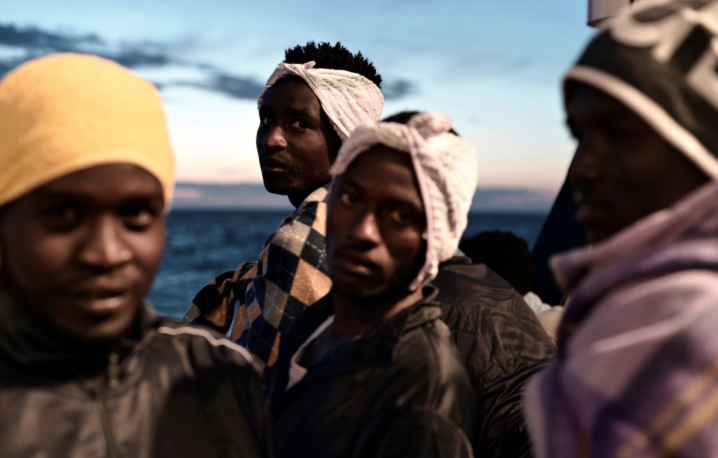 Αμερικανικό πολεμικό θα μεταφέρει μετανάστες στην Ιταλία